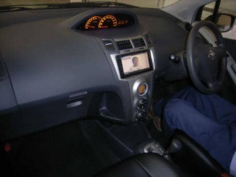 TOYOTA VITZ U 2009
