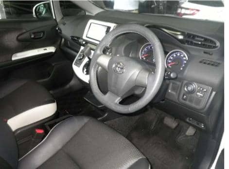 TOYOTA WISH 1.8S MONOTONE 4WD 2015