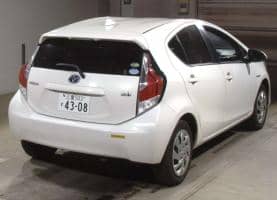 TOYOTA AQUA S 2015