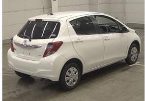 TOYOTA VITZ F 2015