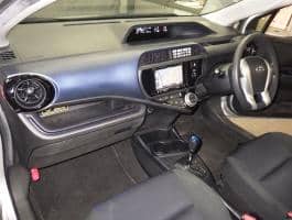 TOYOTA AQUA S 2015