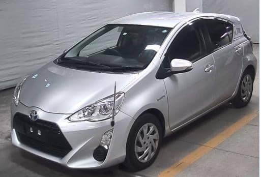 TOYOTA AQUA S 2015