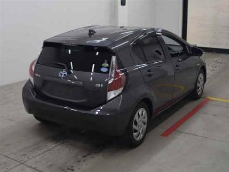 TOYOTA AQUA G 2015