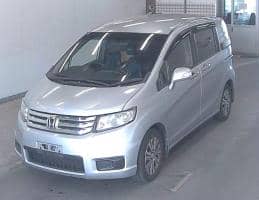 HONDA FREED SPIKE GL 2013