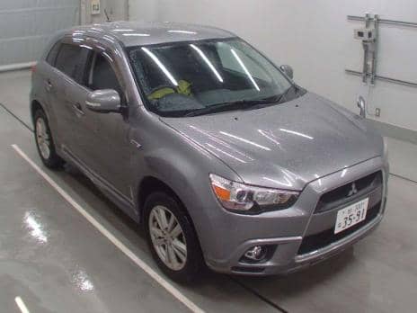 MITSUBISHI RVR G 2010