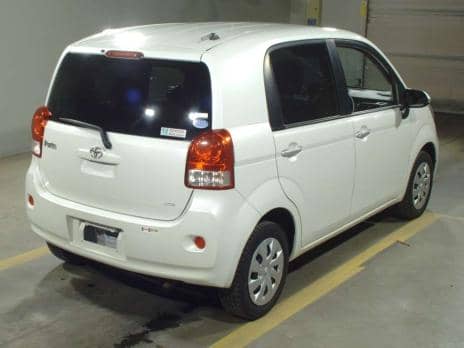 TOYOTA PORTE 1.5X 4WD 2017