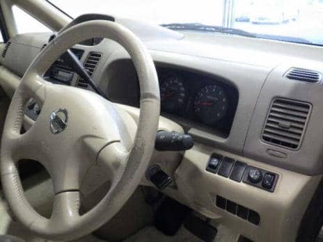 NISSAN SERENA 4WD V-G NAVIGATION PACKAGE 2002