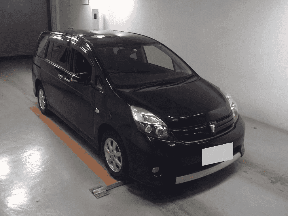 TOYOTA ISIS PLATANA V SELECTION NOIR 4WD 2015