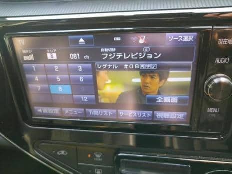 TOYOTA AQUA CROSSOVER 2017