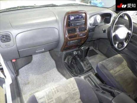 NISSAN DATSUN PICKUP 4WD