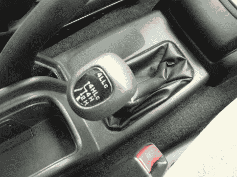 MITSUBISHI PAJERO IO 2.0 ACTIVE FIELD EDITION 2004