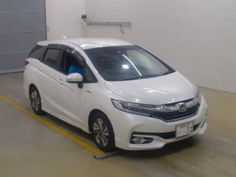 HONDA SHUTTLE HYBRID X 2016