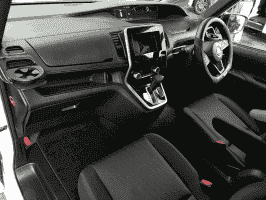 NISSAN SERENA HIGHWAY STAR 2017
