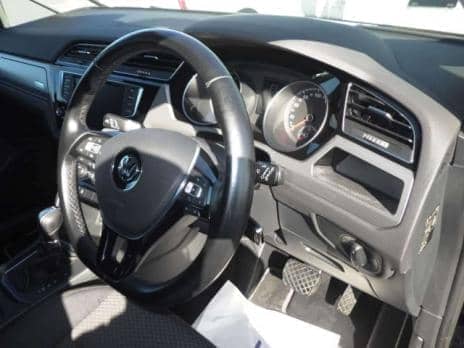 VOLKSWAGEN TOURAN TSI COMFORT LINE 2017