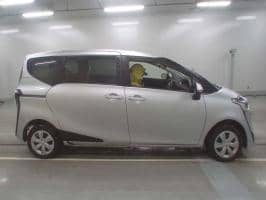 TOYOTA SIENTA X 4WD 2019