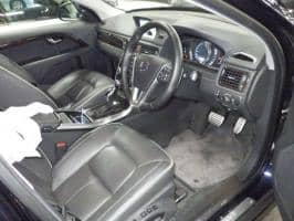 VOLVO V70 2016