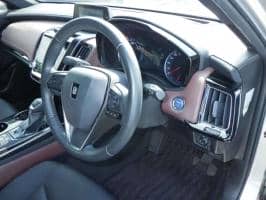 TOYOTA CROWN HYBRID G 2019