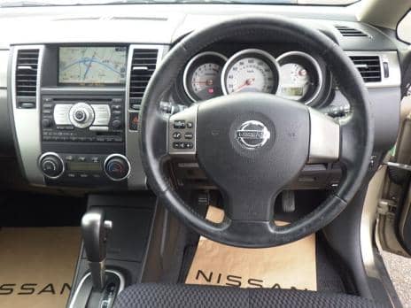 NISSAN TIIDA 15M 2008