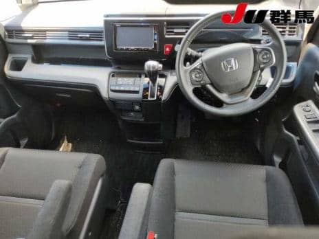HONDA STEPWGN SPADA HONDA SENSING 2017