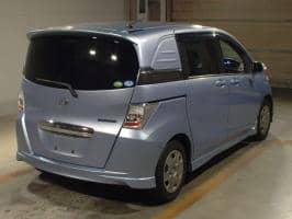 HONDA FREED SPIKE HYBRID 2013