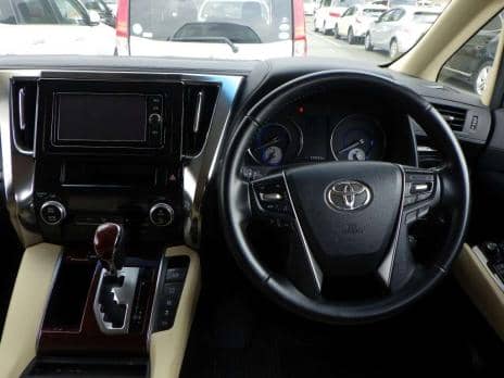 TOYOTA VELLFIRE HYBRID X 4WD 2017