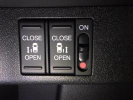 HONDA STEPWGN SPADA 4WD HONDA SENSING8 PERSON 2018