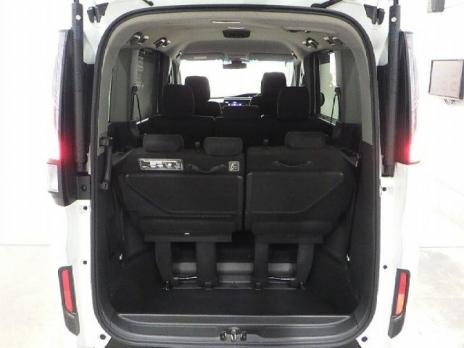 HONDA STEPWGN SPADA 4WD HONDA SENSING8 PERSON 2018