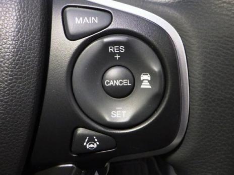 HONDA STEPWGN SPADA 4WD HONDA SENSING8 PERSON 2018