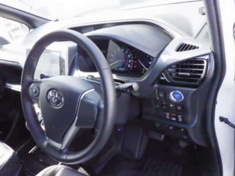 TOYOTA VOXY HYBRID ZS KIRAMEKI 2018