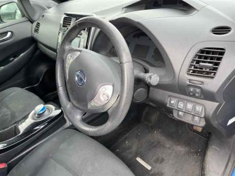 NISSAN LEAF G 2014
