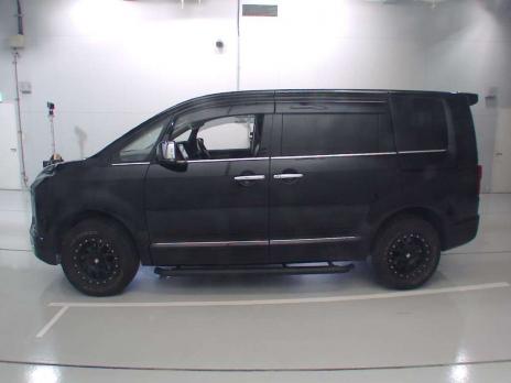 MITSUBISHI DELICA D:5 P 4WD 2019