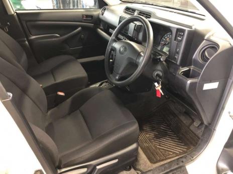 TOYOTA PROBOX DX COMFORT 4WD 2018