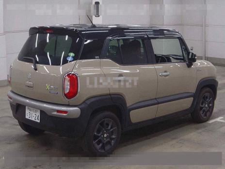 SUZUKI XBEE HYBRID MZ 202