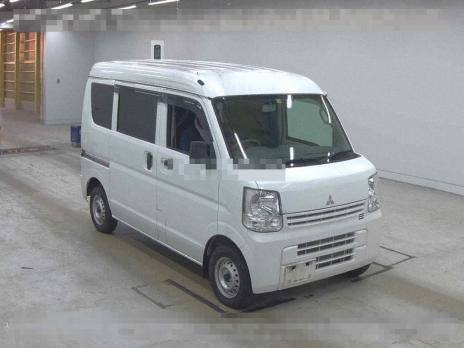 MITSUBISHI MINICAB M 2019