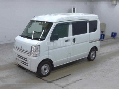 MITSUBISHI MINICAB M 2019