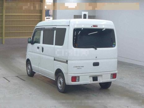 MITSUBISHI MINICAB M 2019