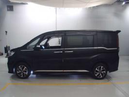 HONDA STEPWGN SPADA HONDA SENSING 4WD