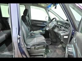 HONDA STEPWGN SPADA 4WD 8 PERSON 2015