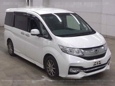 HONDA STEPWGN SPADA 2015