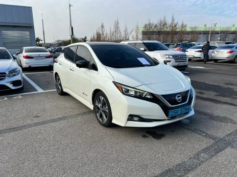 NISSAN LEAF 40 kWh SL 2019