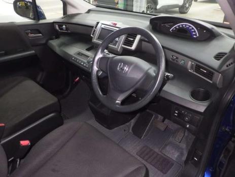 HONDA FREED GH 7 SEATER 2012