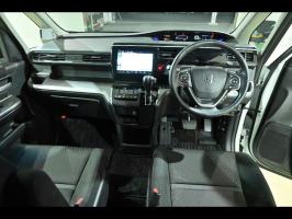 HONDA STEPWGN SPADA HONDA SENSING 7 PERSON 2019