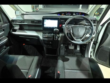 HONDA STEPWGN SPADA HONDA SENSING 7 PERSON 2019