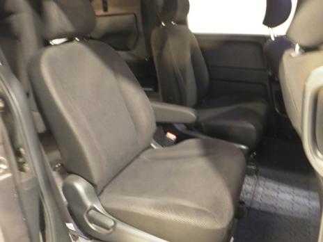 HONDA FREED G JUST SELECTION 7 PERSON 2011