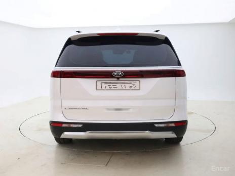 KIA CARNIVAL 9 SEATER NOBLESSE 2020
