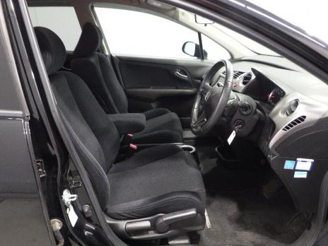 HONDA STREAM 4WD RSZ HDD NAVI EDITION 2009