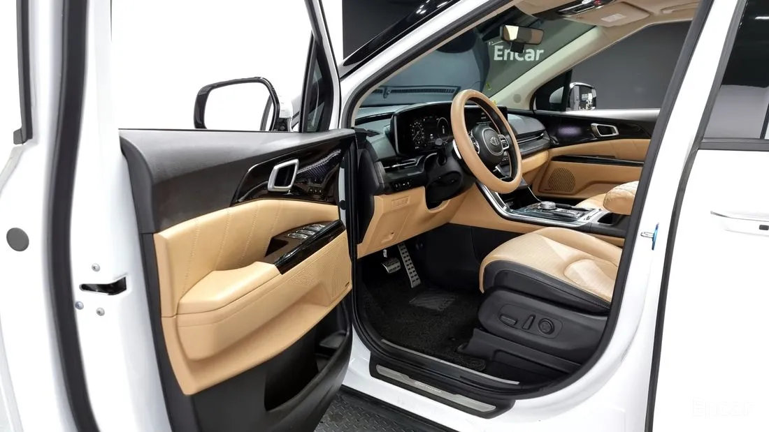 KIA CARNIVAL 2.2 CRDi AT Signature 9 seats 2021