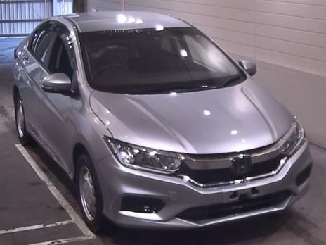 HONDA GRACE LX 4WD 2019
