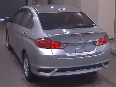 HONDA GRACE LX 4WD 2019