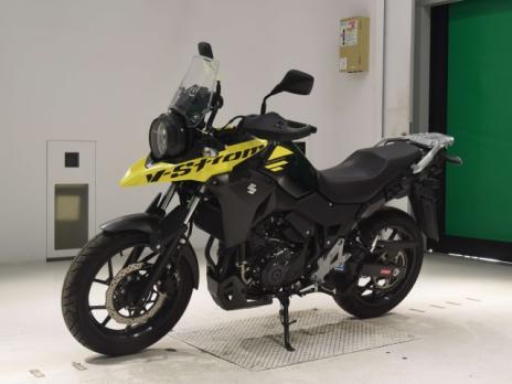 SUZUKIV STROM 250 2022